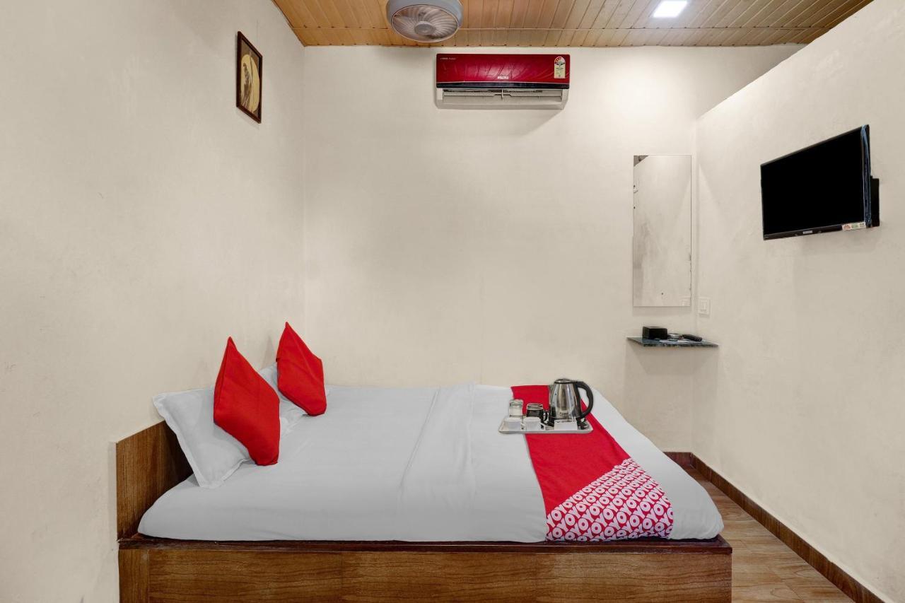 Oyo River Park Lodging And Boarding 3*