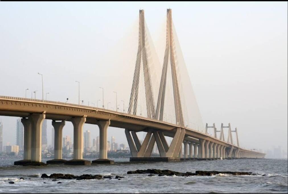 Apartment Cozy Private Ac Studio By The Sea Bandstand Bandra W Nr Taj Lands End *
