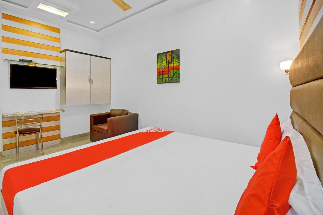 Flagship 83490 Hotel Bently Palace 3* Mumbai