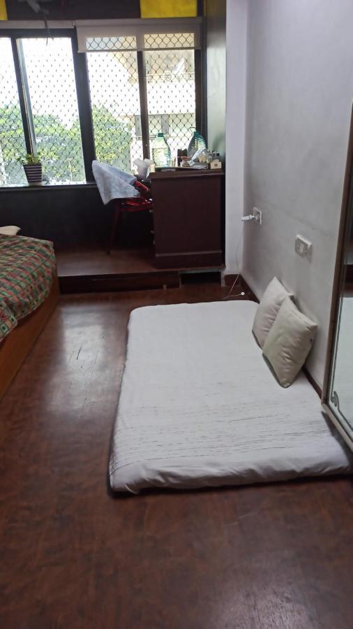 Cozy Private Ac Studio By The Sea Bandstand Bandra W Nr Taj Lands End Apartment
