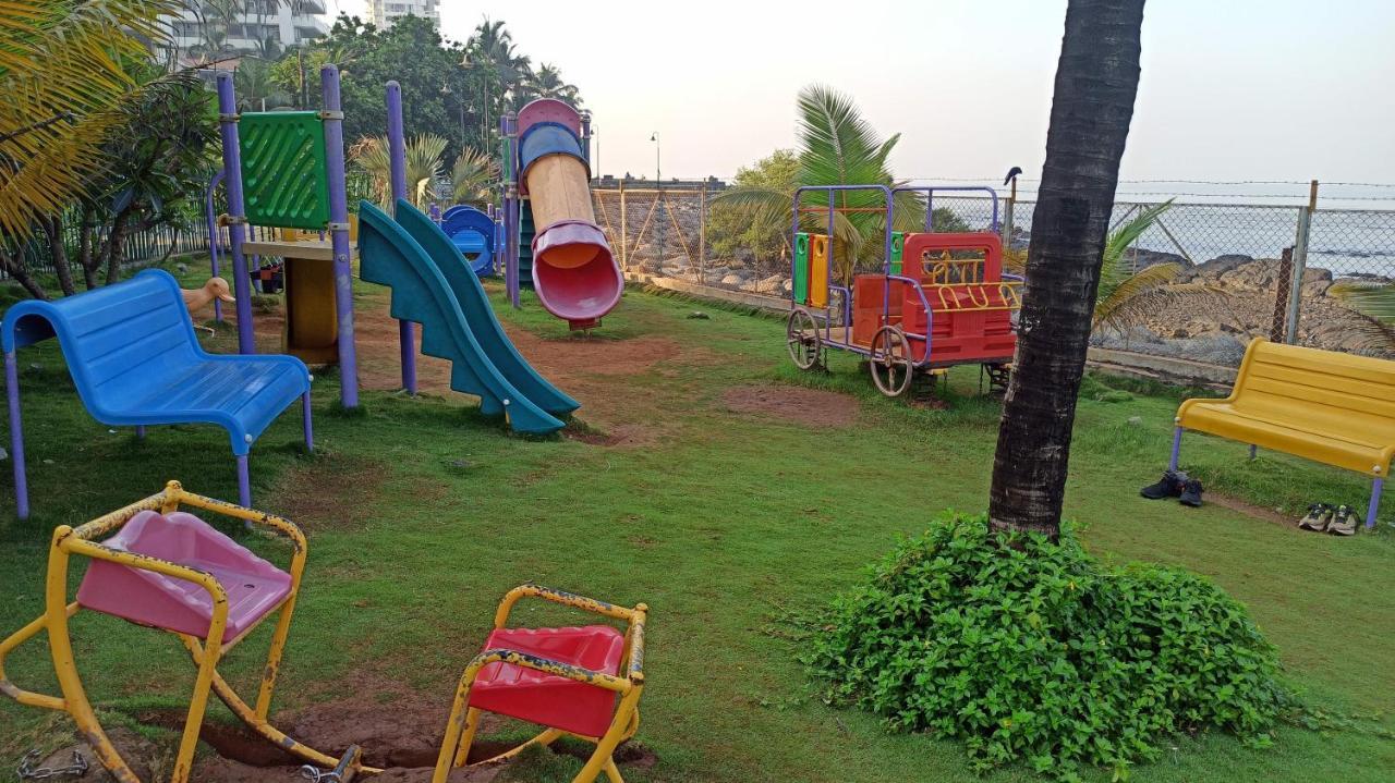 Cozy Private Ac Studio By The Sea Bandstand Bandra W Nr Taj Lands End *