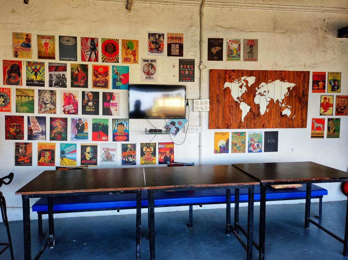 Hostel Backpacker Cowies Mumbai