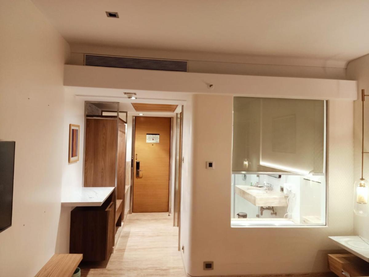 Mirage Hotel, International Airport 4* Mumbai