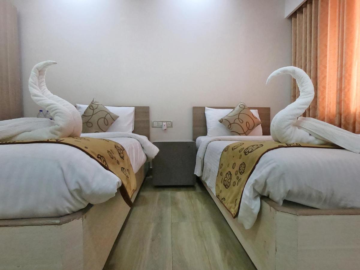 Apartment Maxxvalue - Service Marol Mumbai