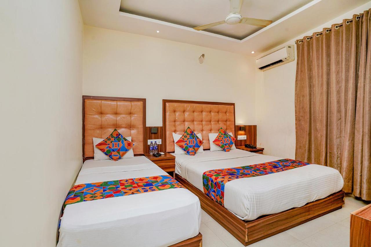 Fabexpress Emerald Hotel Mumbai