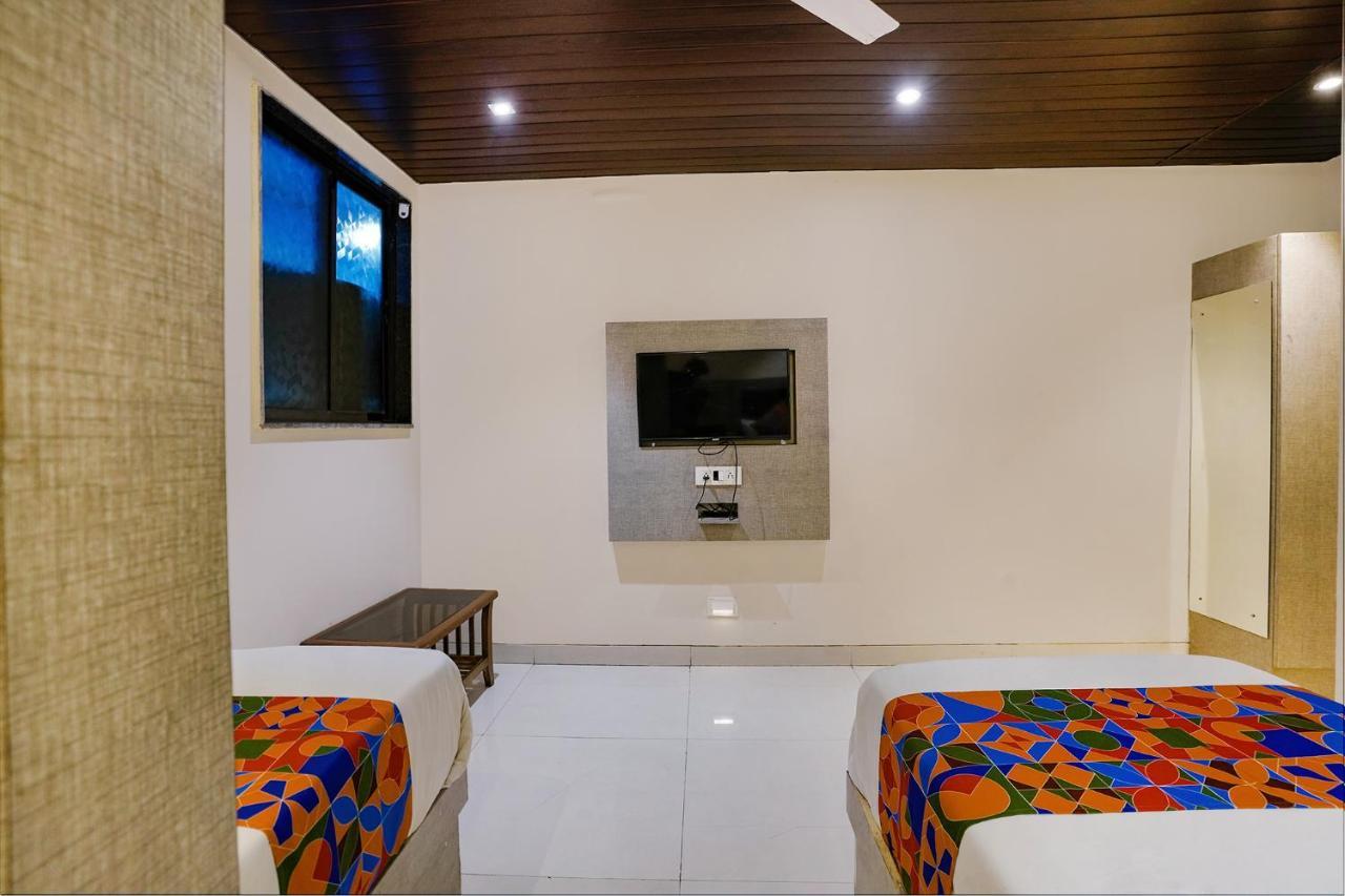 Hotel Fabhotel New Prince Palace 3*