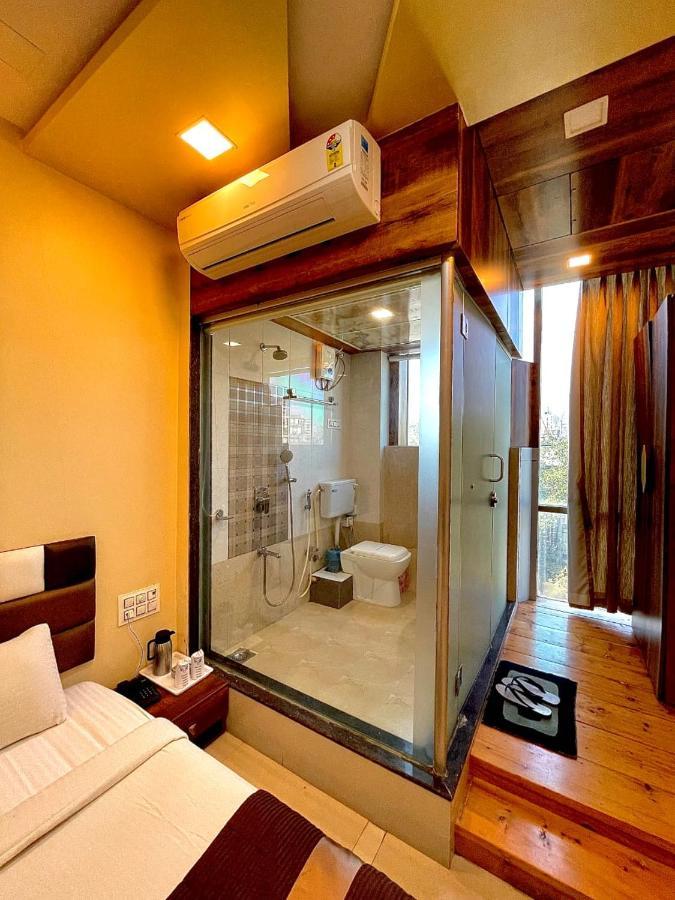 Apartment Avirahi Mumbai