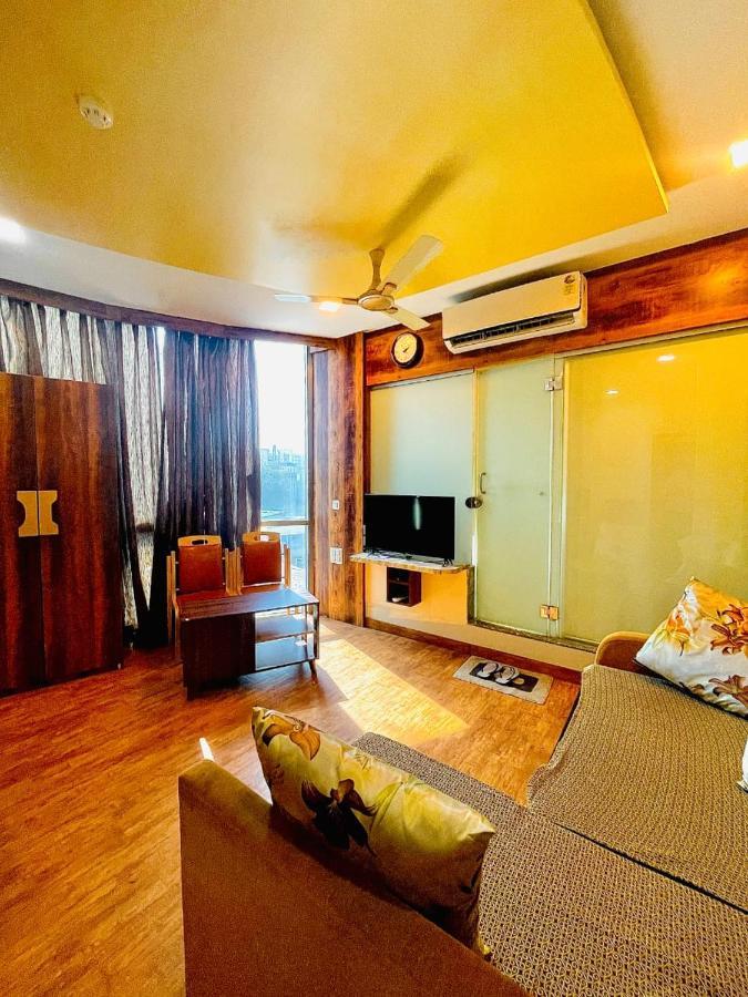 Avirahi Apartment *