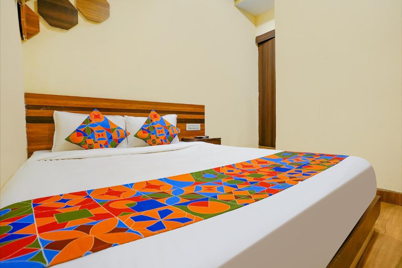 Fabexpress Diamond - Nr Bkc Mumbai