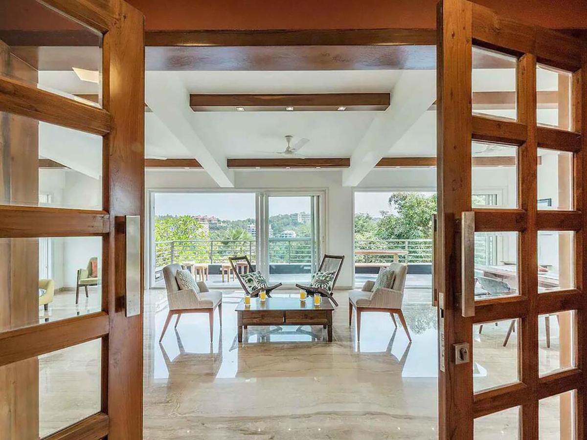 Oceanfront 4 Bed Private Pool Gorai Near Holiday home Mumbai