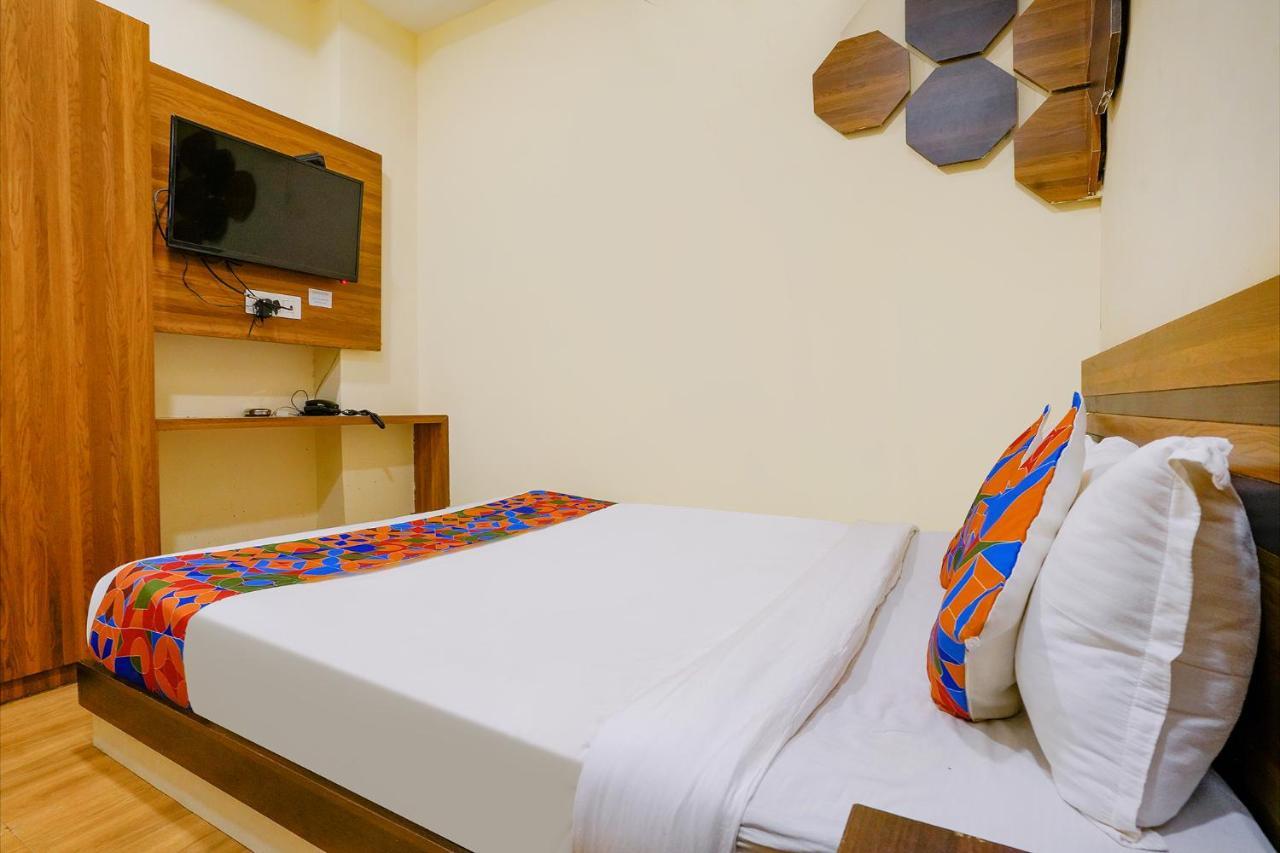 Fabexpress Diamond - Nr Bkc Hotel Mumbai