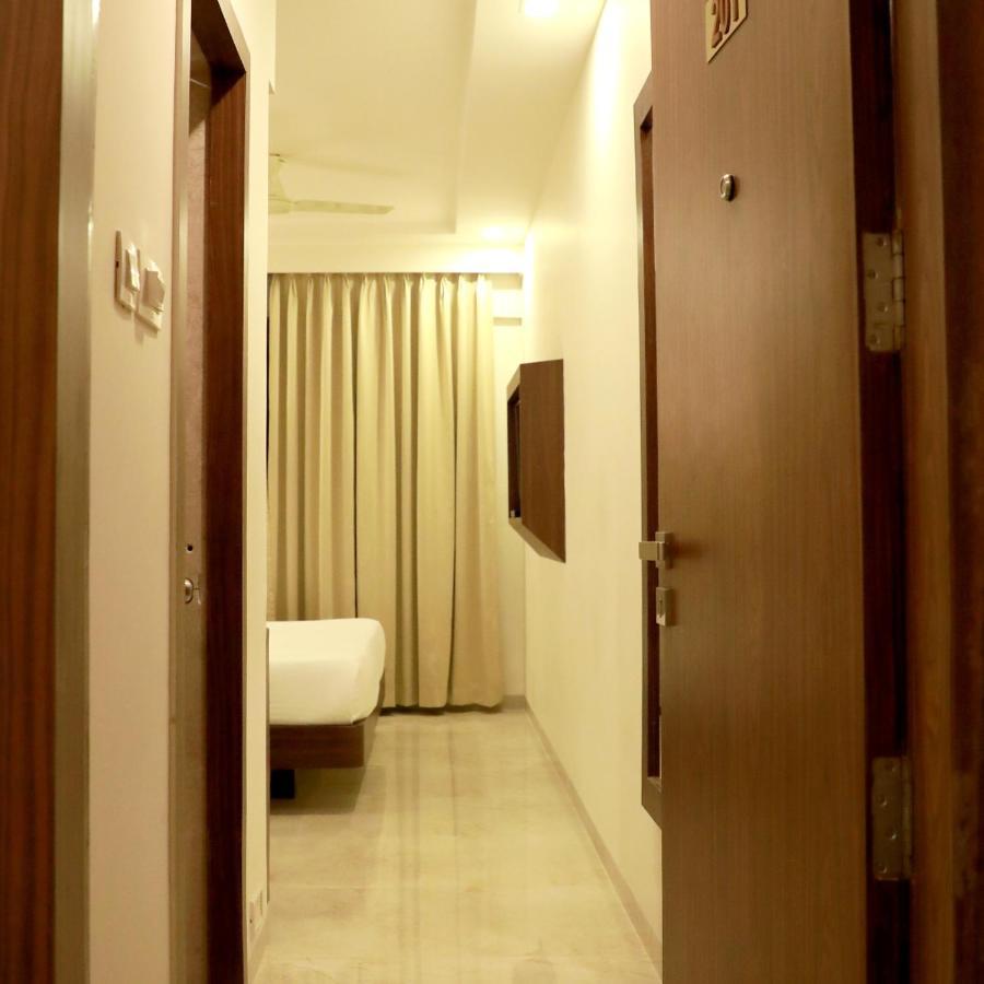 Lords, Mumbai