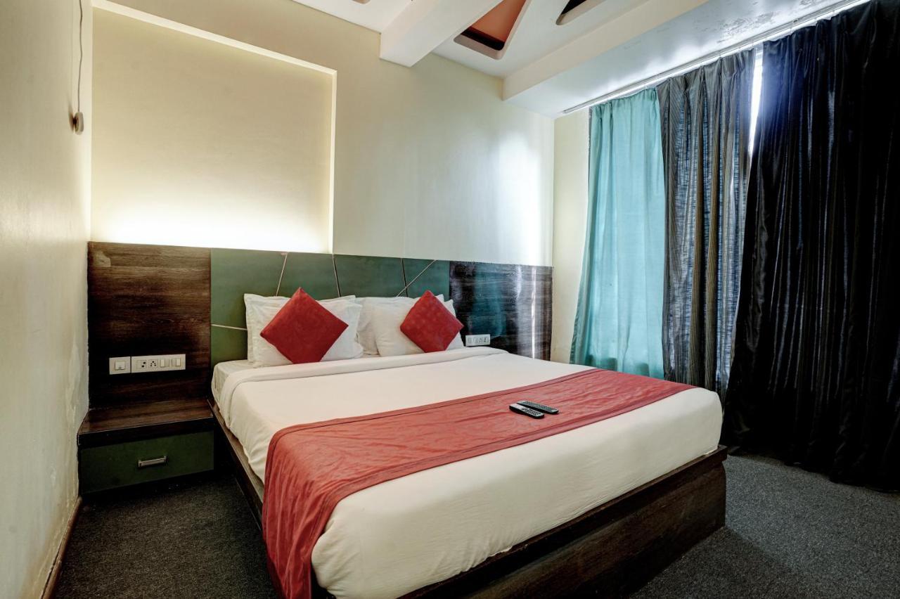 R R Suites - Near Lodha Xperia Mall