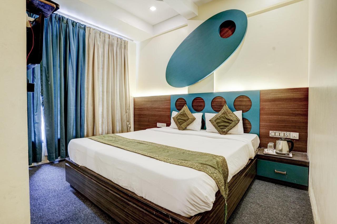R R Suites - Near Lodha Xperia Mall 3*