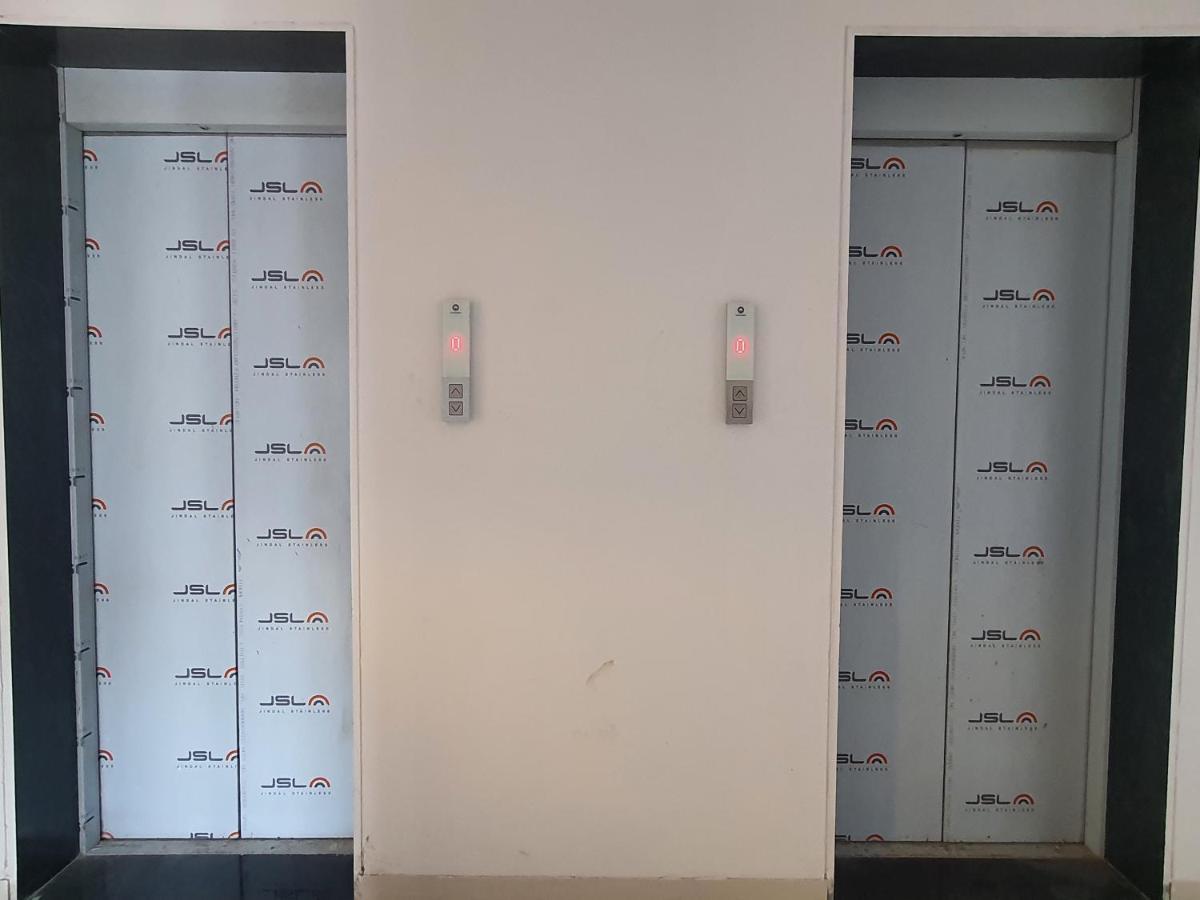 Osi Khar West Mumbai