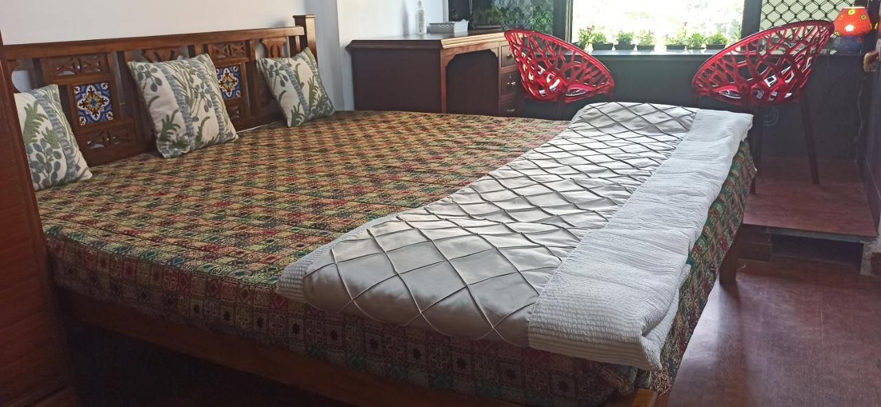 Cozy Private Ac Studio By The Sea Bandstand Bandra W Nr Taj Lands End * Mumbai