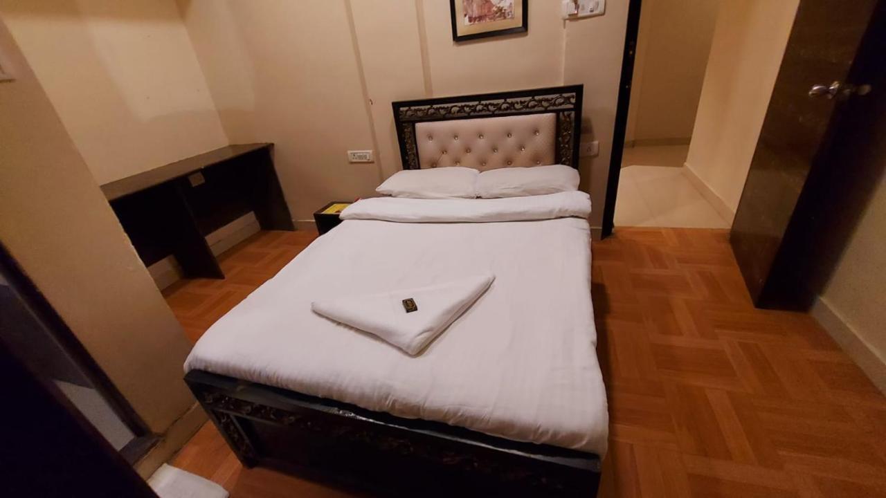Rigga Kokilaben Dhirubhai Ambani Hospital Hotel Mumbai
