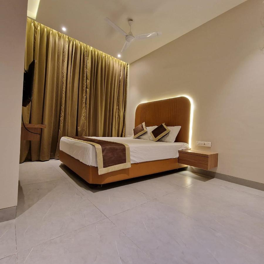 The Ube Residency - In Malad Hotel 2*