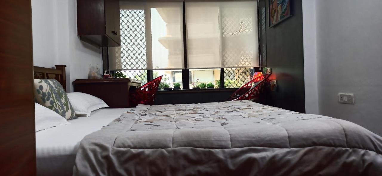 Cozy Private Ac Studio By The Sea Bandstand Bandra W Nr Taj Lands End