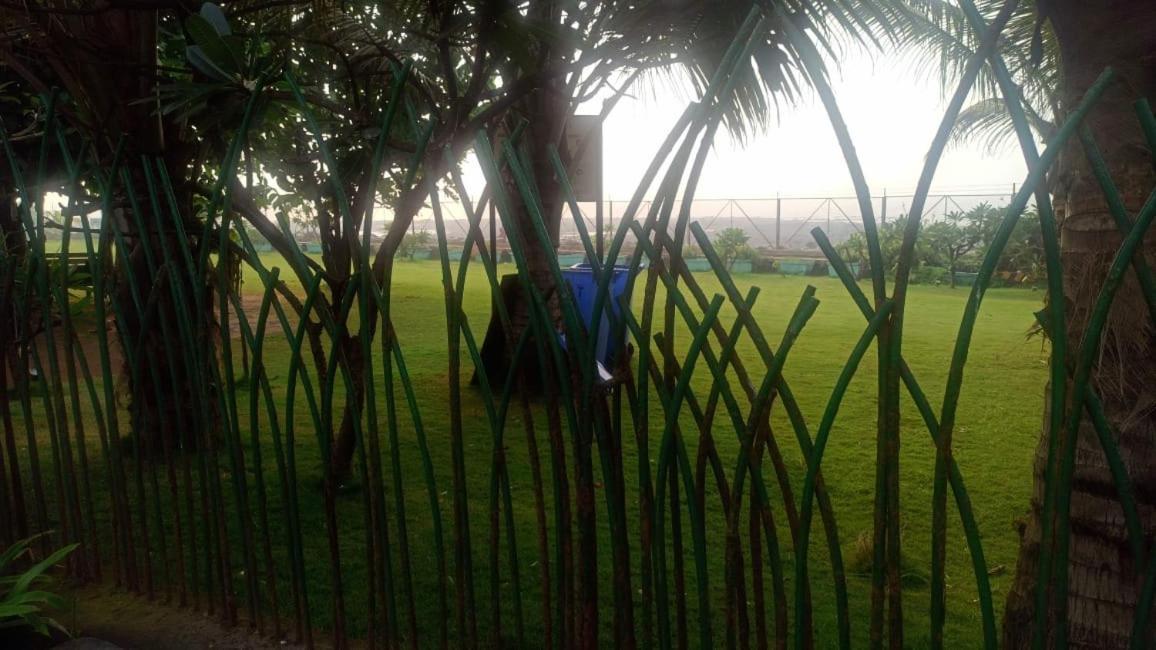 Seaview Bandra W Bandstand Nr Taj Women Only Homestay