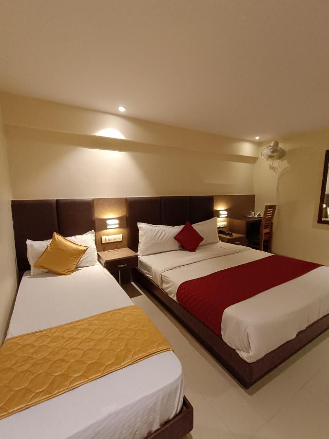 West Inn-near International Airport 3*