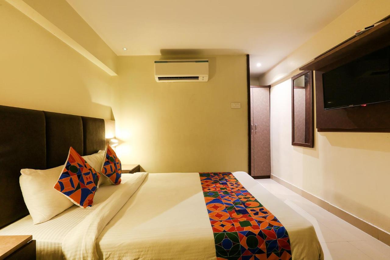 Fabhotel West - Nr International Airport