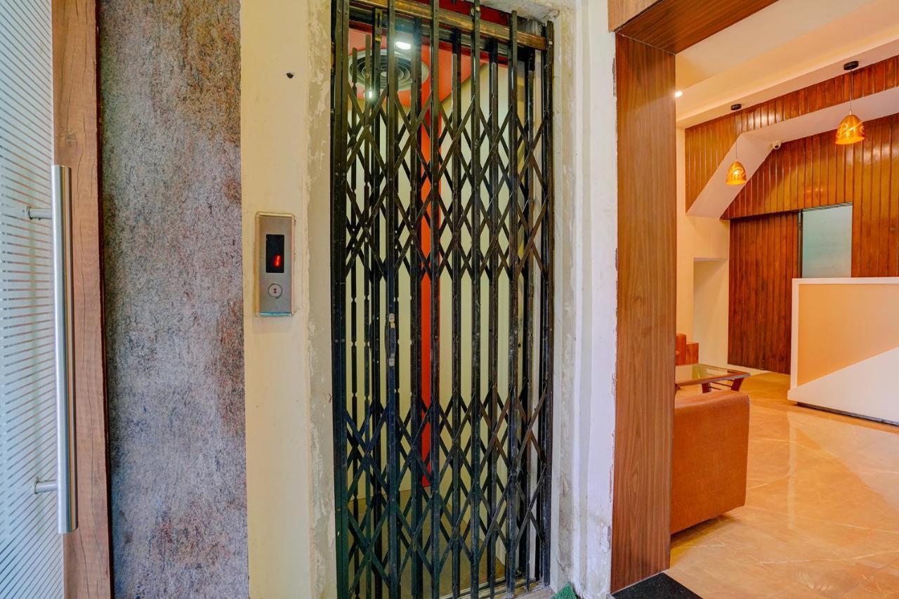 Fabexpress Colaba Grand 3*