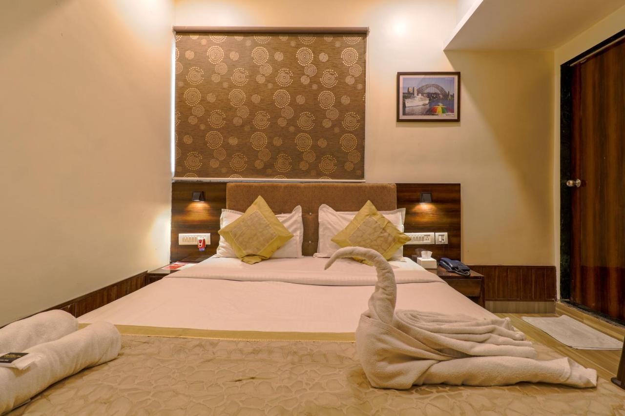 Signature 3* Mumbai