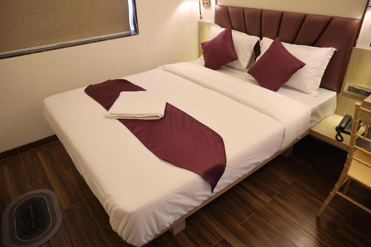 Inn Vishal Hall Mumbai