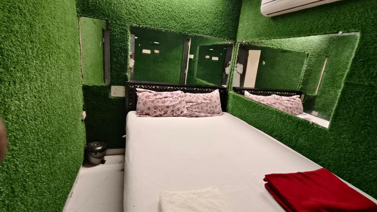 Bed & Breakfast Janata Mumbai