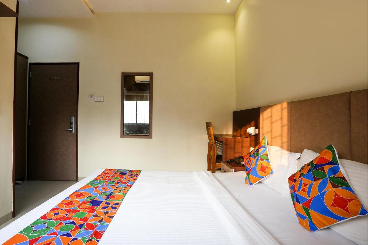 Hotel Fabhotel West - Nr International Airport 3*