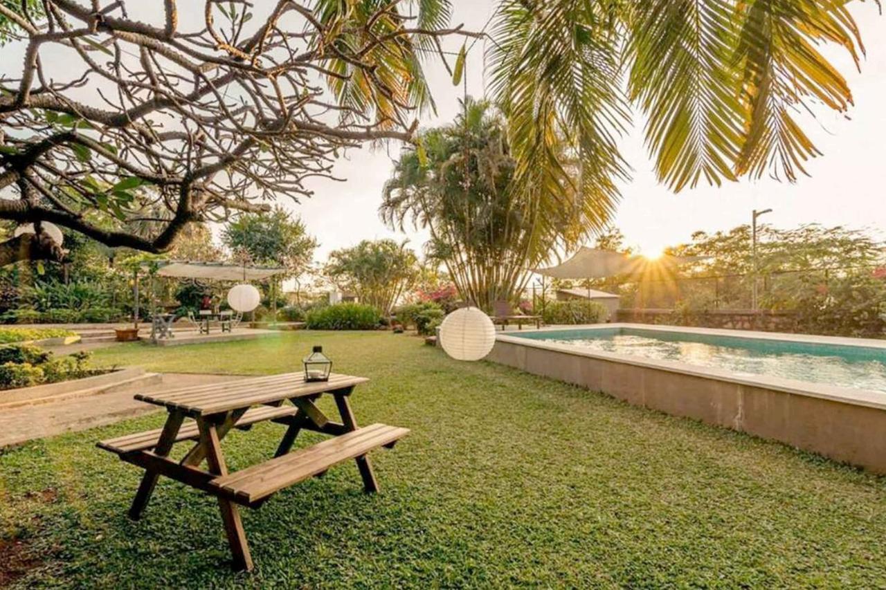 Oceanfront, Private Pool Villa, 2 Bed • Uttanbeach