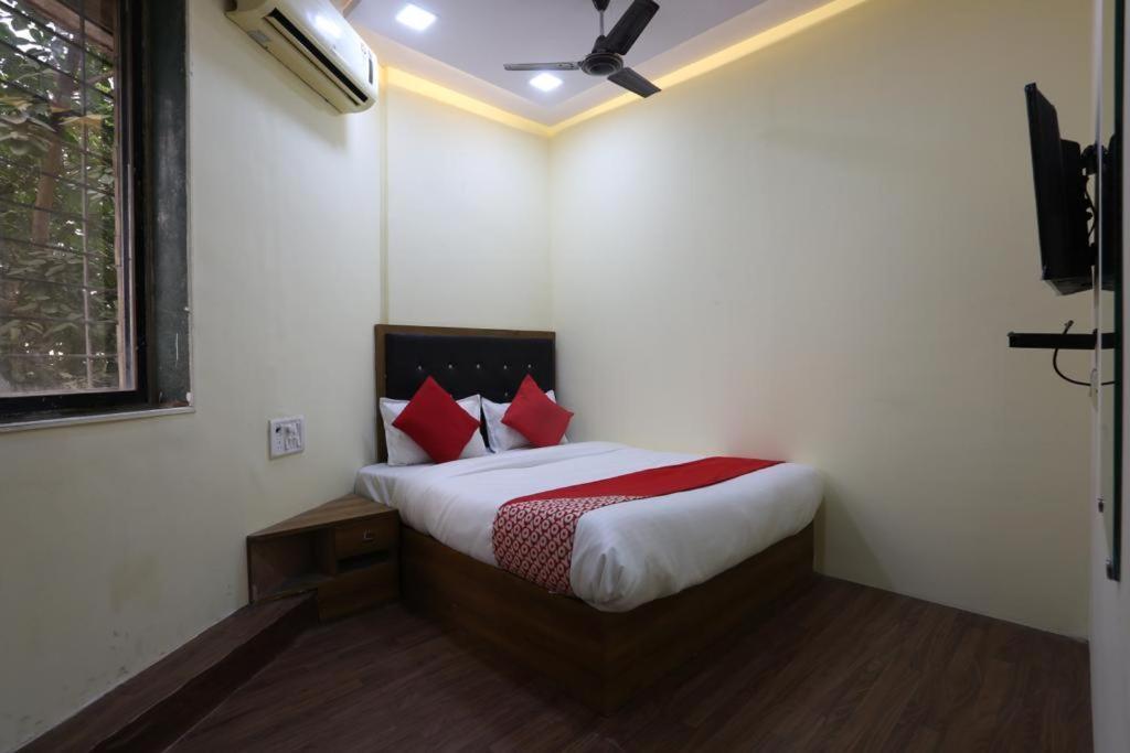 Crown Near Nesco Center-oberoi Mall Goregaon East Guest house Mumbai
