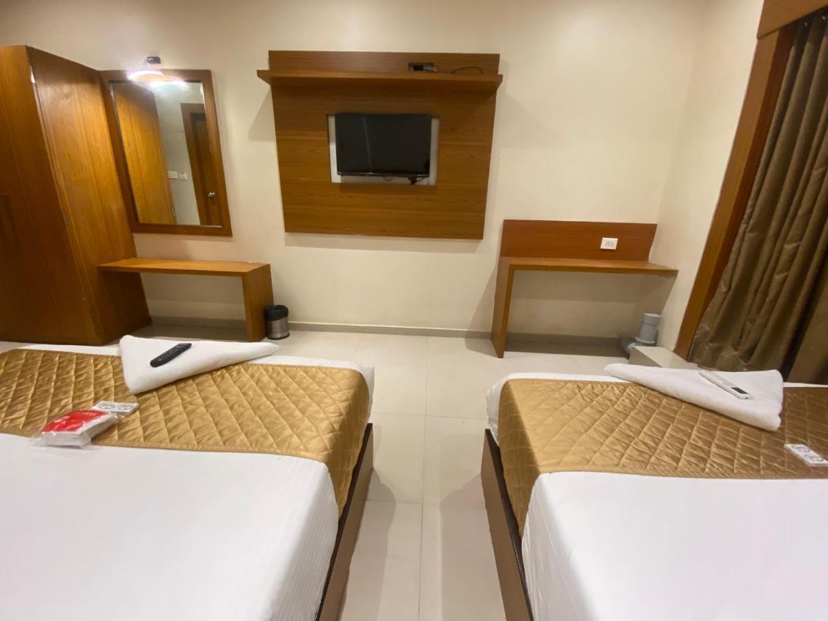 Bkc - Near Trade Center, Visa Consulate 3*