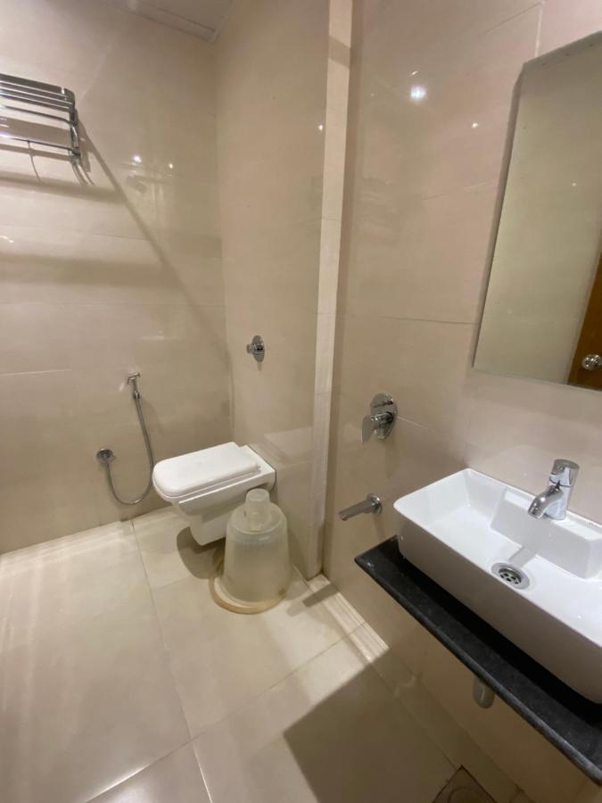 Hotel Bkc - Near Trade Center, Visa Consulate Mumbai