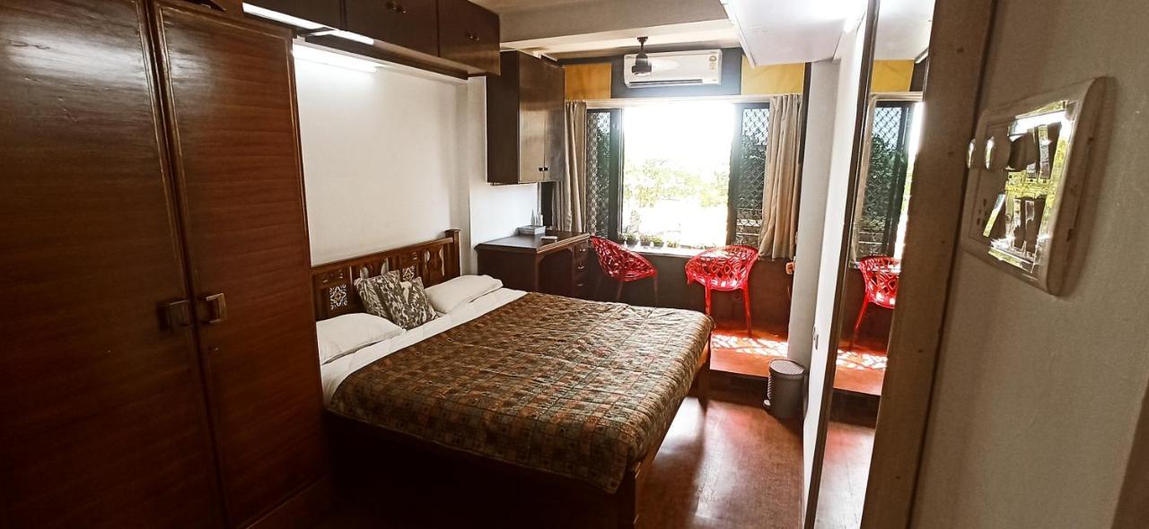 Cozy Private Ac Studio By The Sea Bandstand Bandra W Nr Taj Lands End