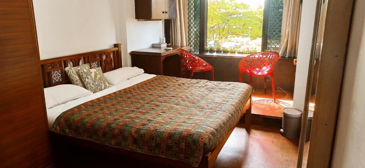 Cozy Private Ac Studio By The Sea Bandstand Bandra W Nr Taj Lands End *