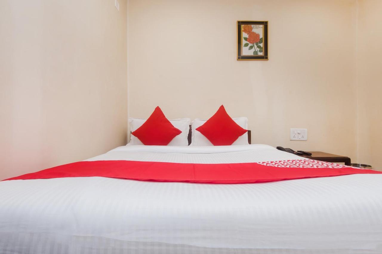 Oyo Shivar Near Carnival Cinemas Imax Hotel Mumbai