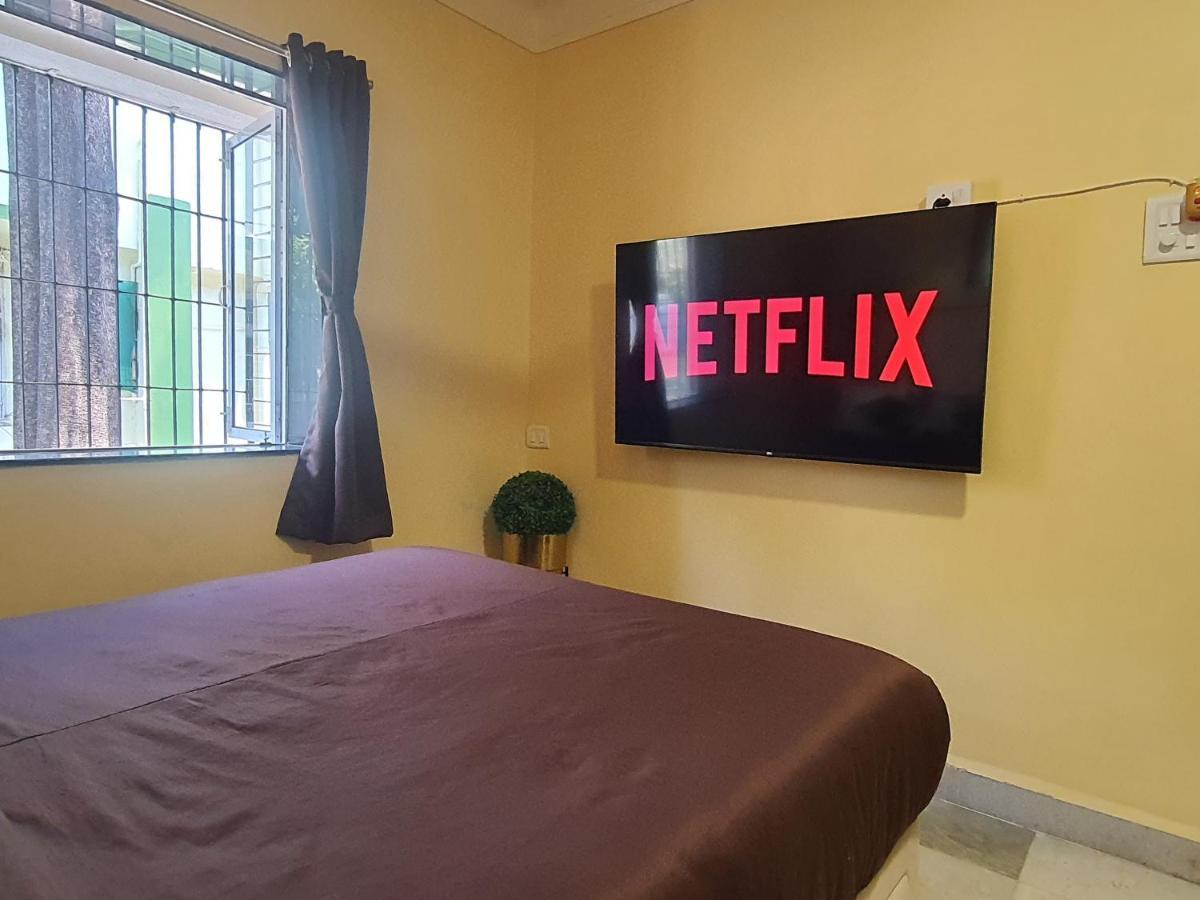 Osi Khar West Apartment Mumbai