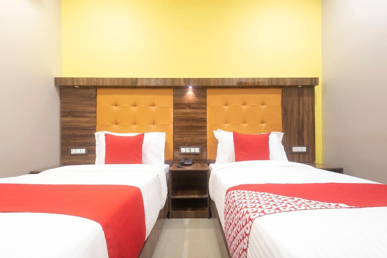 Hotel Super Oyo Blue Executive Near Chhatrapati Shivaji International Airport Mumbai