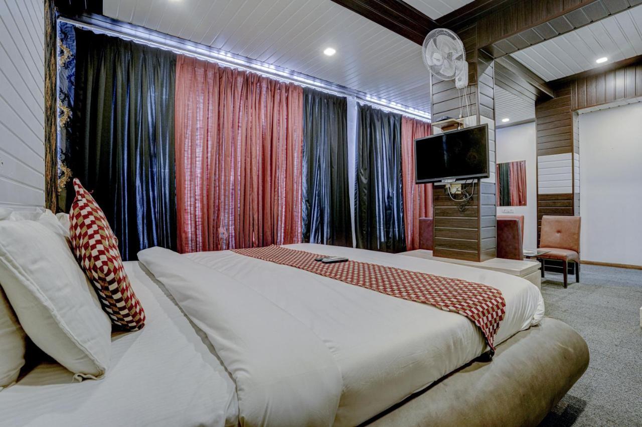 R R Suites - Near Lodha Xperia Mall Hotel 3*