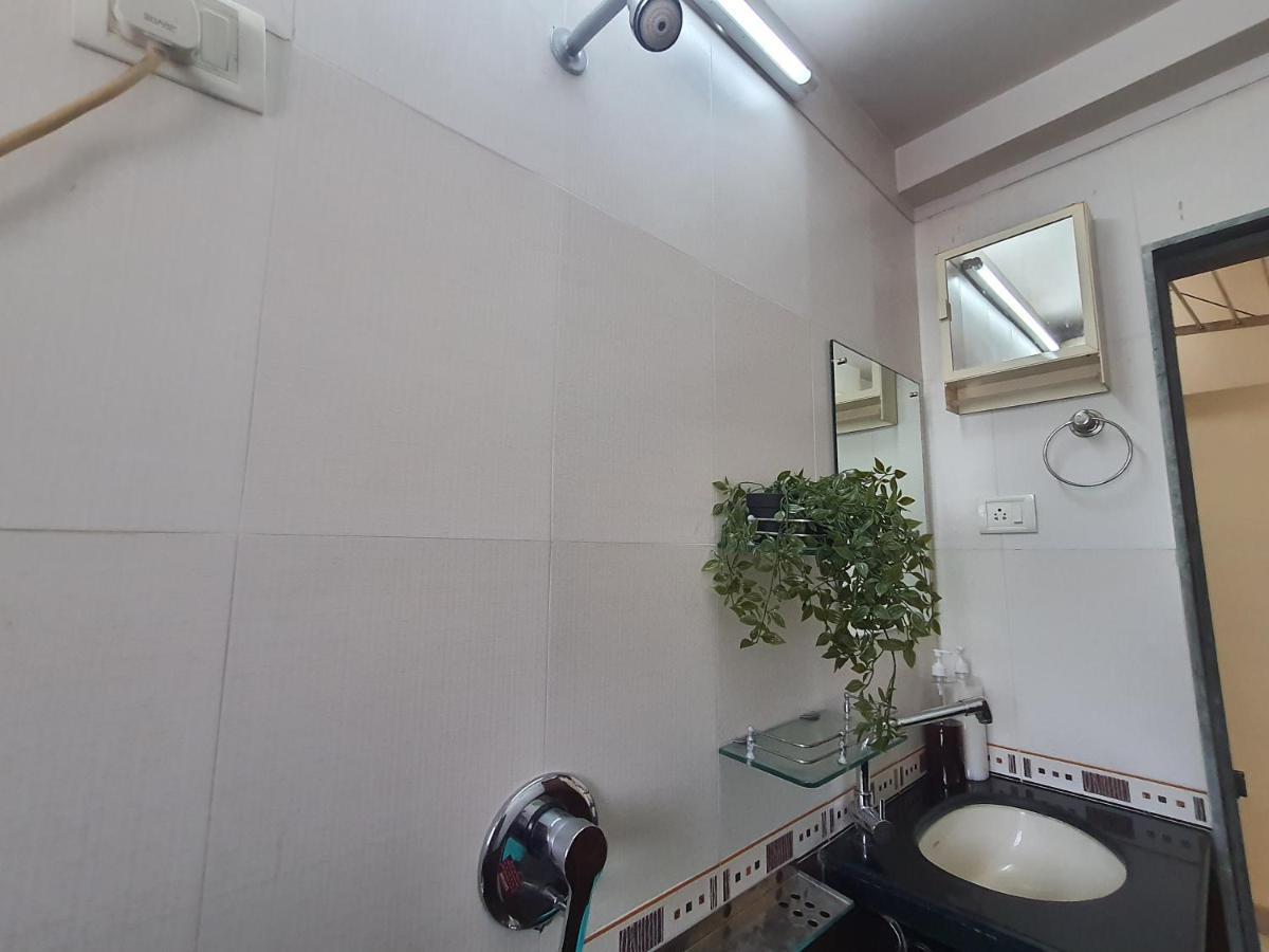 Apartment Osi Carter's Road Bandra West Mumbai