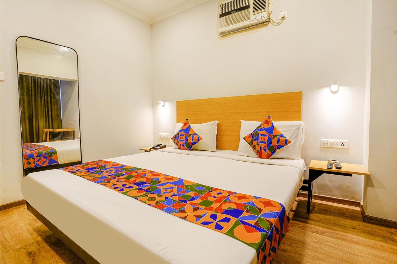 Hotel Fabexpress Highway Residency Mumbai