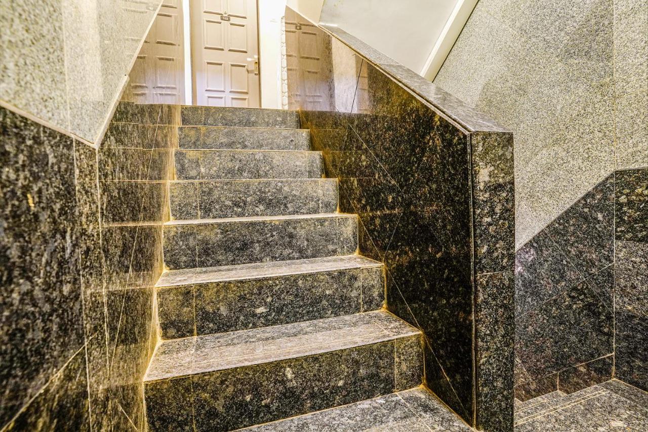 Fabexpress Highway Residency Hotel Mumbai