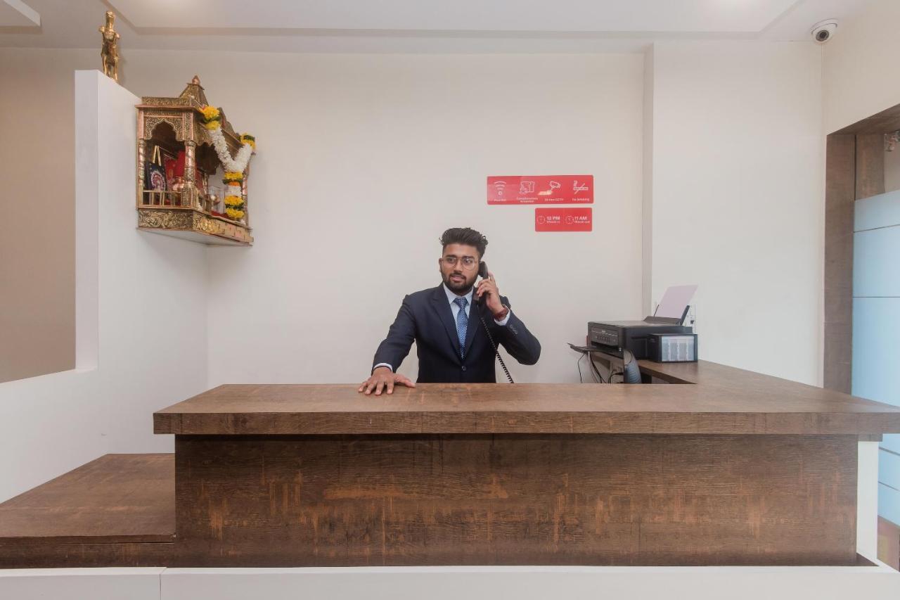 Hotel Oyo Flagship 23259 Galaxy Mumbai