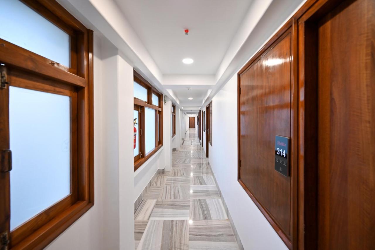 Parle International Hotel