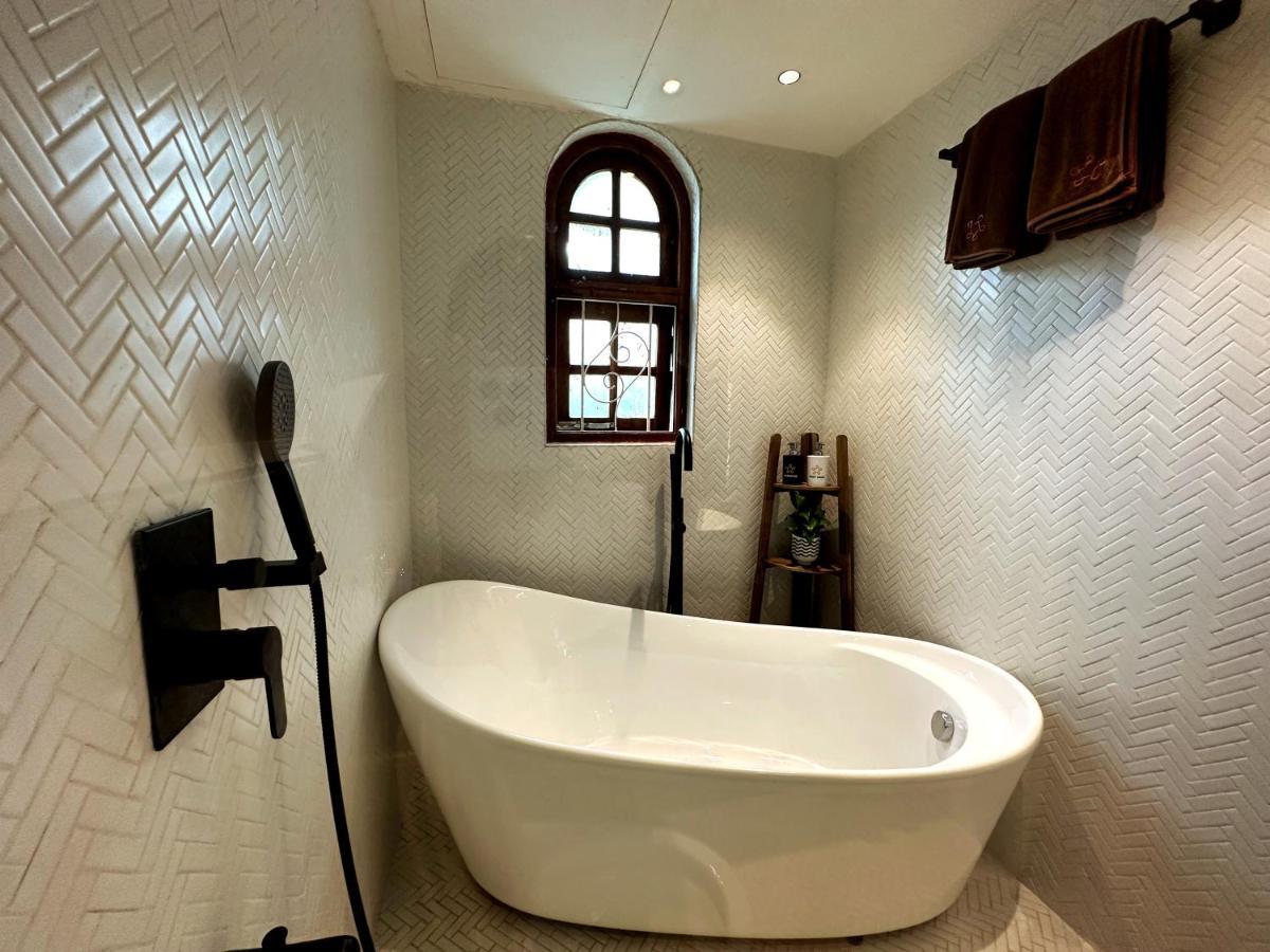 Saffronstays Birdsong, Madh - Pet-friendly At Madh Island Villa Mumbai
