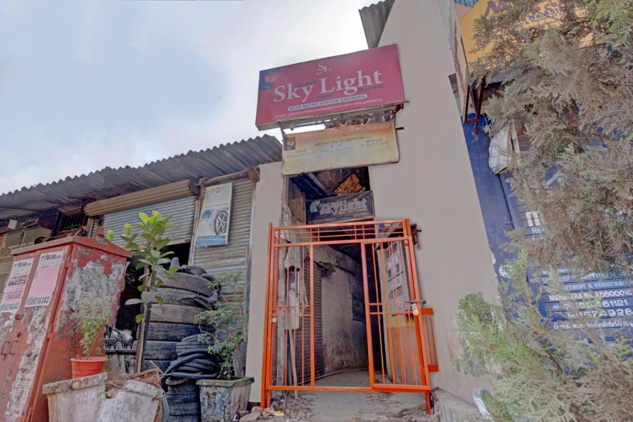 Spot On Grand Skylight Near Chhatrapati Shivaji International Airport Hotel 2*