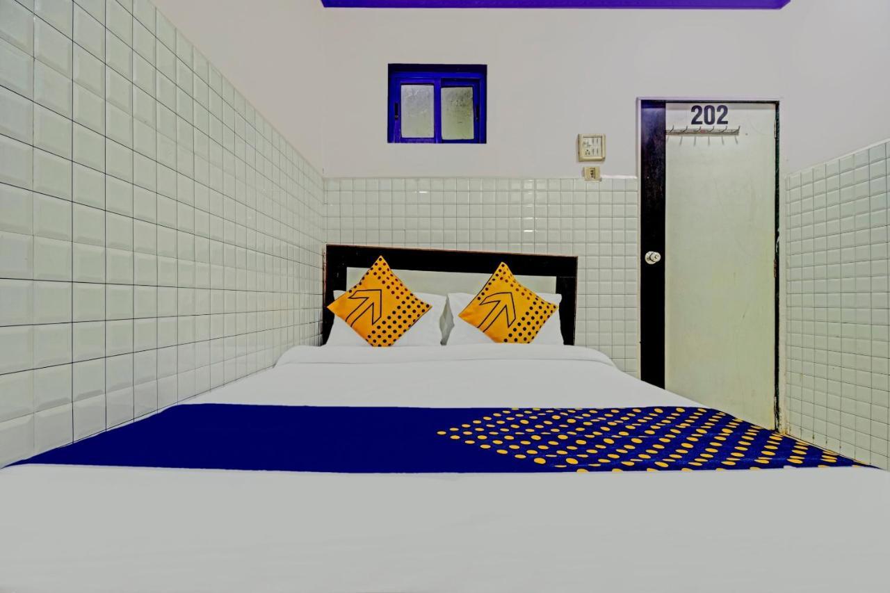 Spot On Grand Skylight Near Chhatrapati Shivaji International Airport Hotel Mumbai