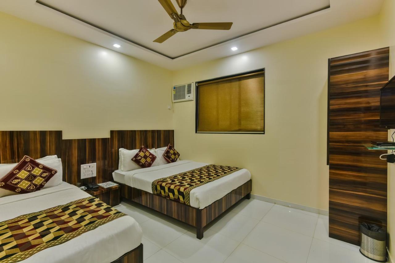 Hotel Garden Park - Near Trade Centre, Visa Consulate